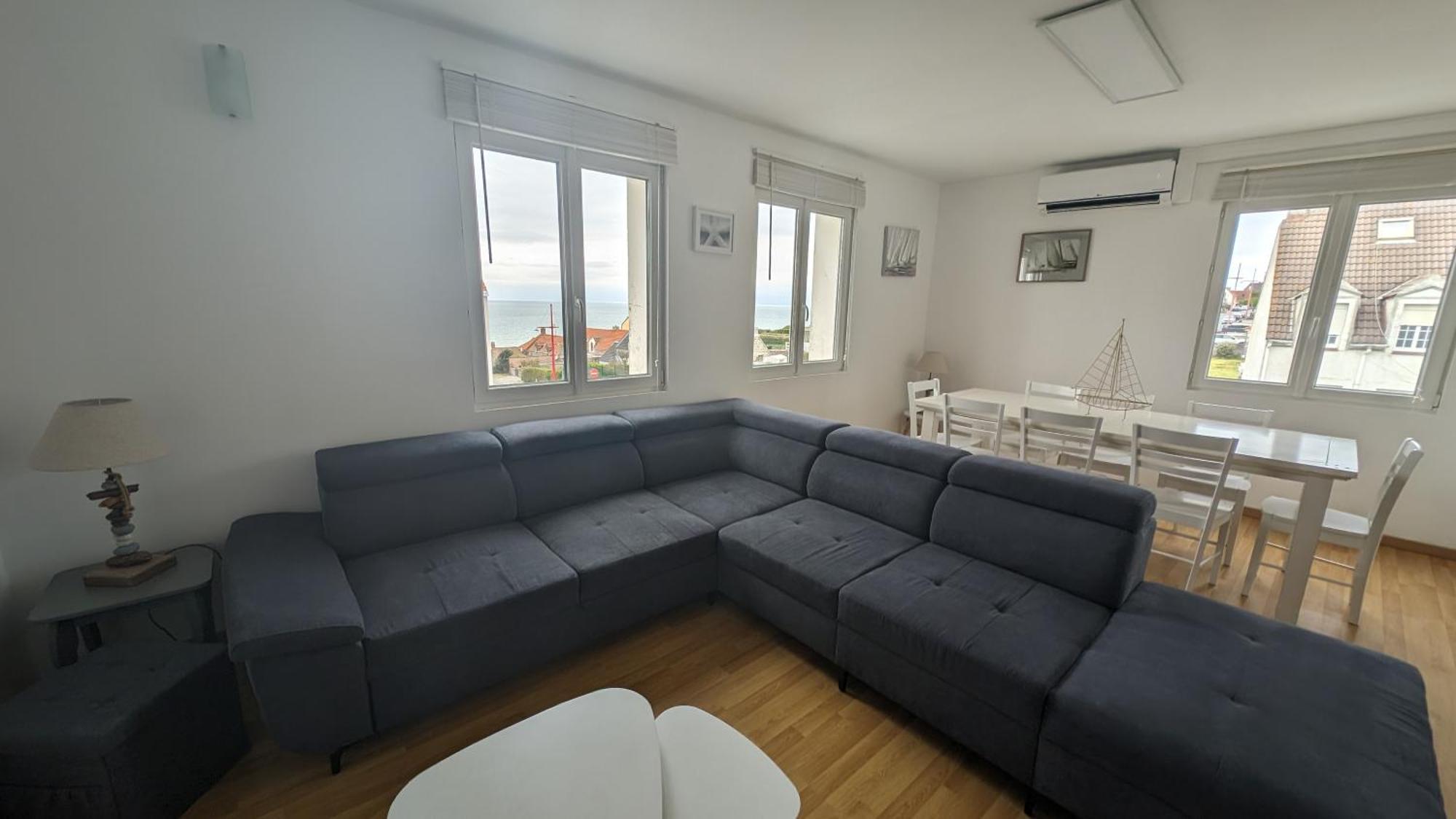 Coastal Breeze Apartment - เอกิเชน-พลาช ภายนอก รูปภาพ