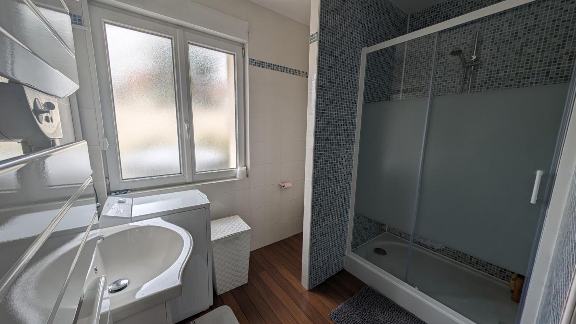 Coastal Breeze Apartment - เอกิเชน-พลาช ภายนอก รูปภาพ